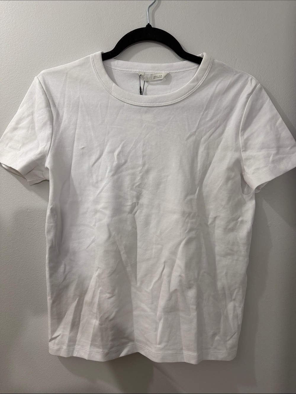 Zara White Short Sleeve Crewneck Tee